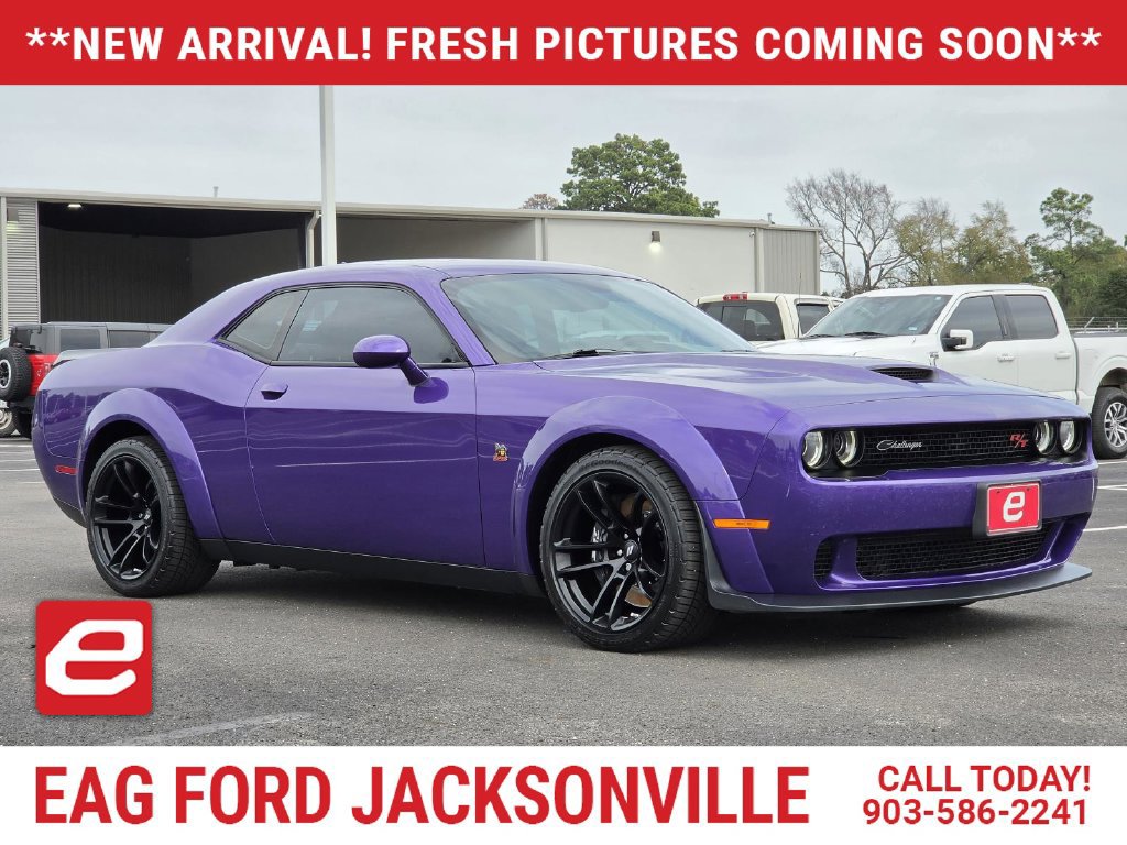 Used 2023 Dodge Challenger R/T Scat Pack RWD image 1