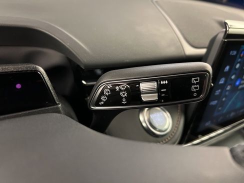 Used 2025 Lincoln Nautilus Premier w/ Equipment Group 102A image 22