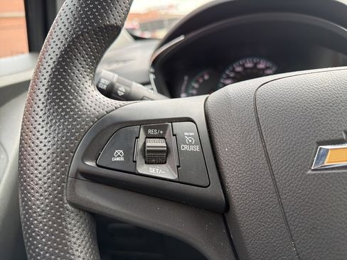 Certified 2022 Chevrolet Trax LS w/ Tint and Cruise Package image 28