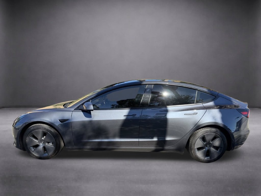 Used 2023 Tesla Model 3 Standard Range RWD image 9