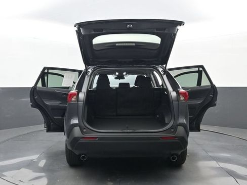 Used 2023 Toyota RAV4 LE AWD/4WD image 35