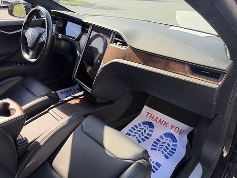 Used 2018 Tesla Model S 75D image 38