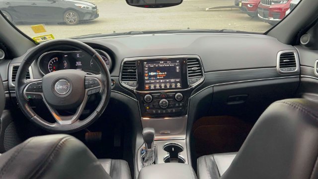 Used 2021 Jeep Grand Cherokee Limited AWD/4WD image 19