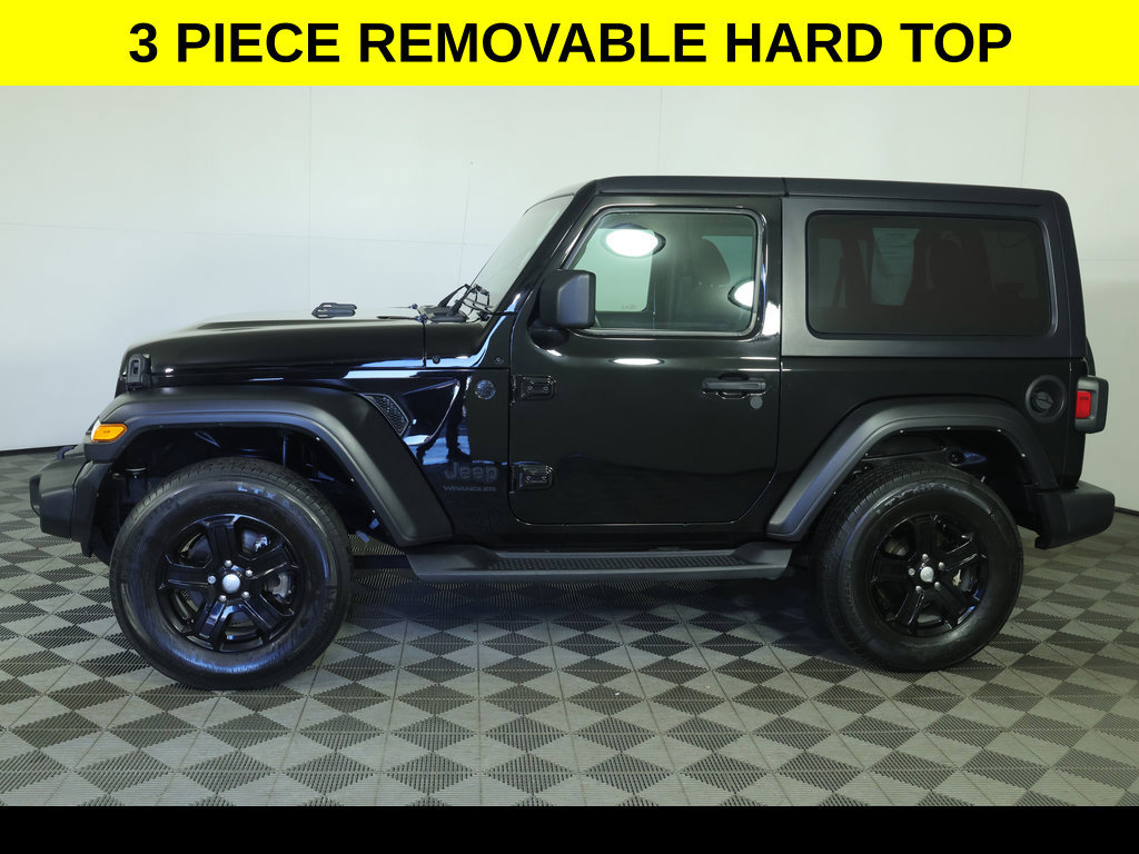 Used 2022 Jeep Wrangler Sport AWD/4WD image 6