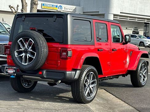 New 2024 Jeep Wrangler Unlimited w/ Convenience Group AWD/4WD image 4