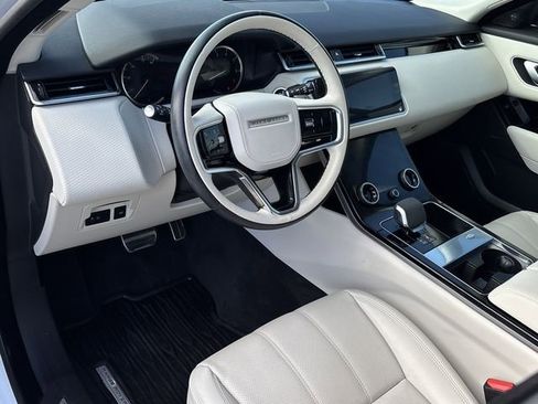 Used 2023 Land Rover Range Rover Velar R-Dynamic S image 10
