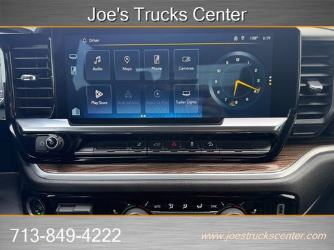 Used 2024 Chevrolet Silverado 2500 LT w/ Convenience Package AWD/4WD image 16