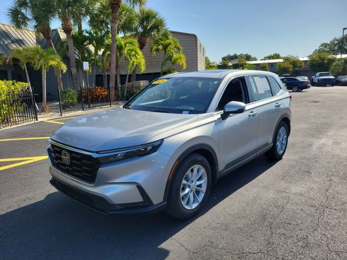 Used 2025 Honda CR-V EX-L image 9