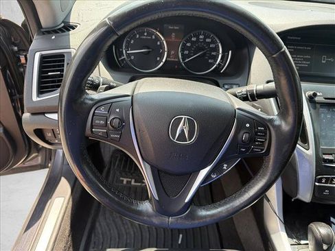 Used 2018 Acura TLX w/ Technology Package FWD image 12