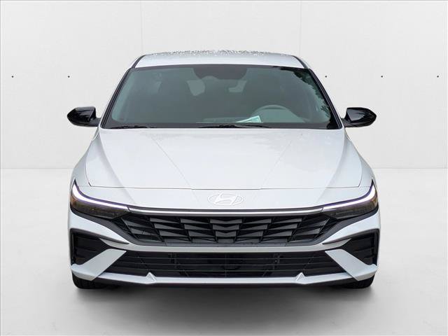 New 2025 Hyundai Elantra SEL FWD image 5