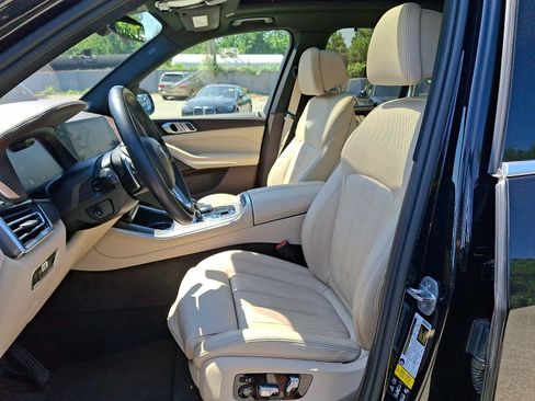 Used 2019 BMW X5 xDrive40i w/ Executive Package AWD/4WD image 10