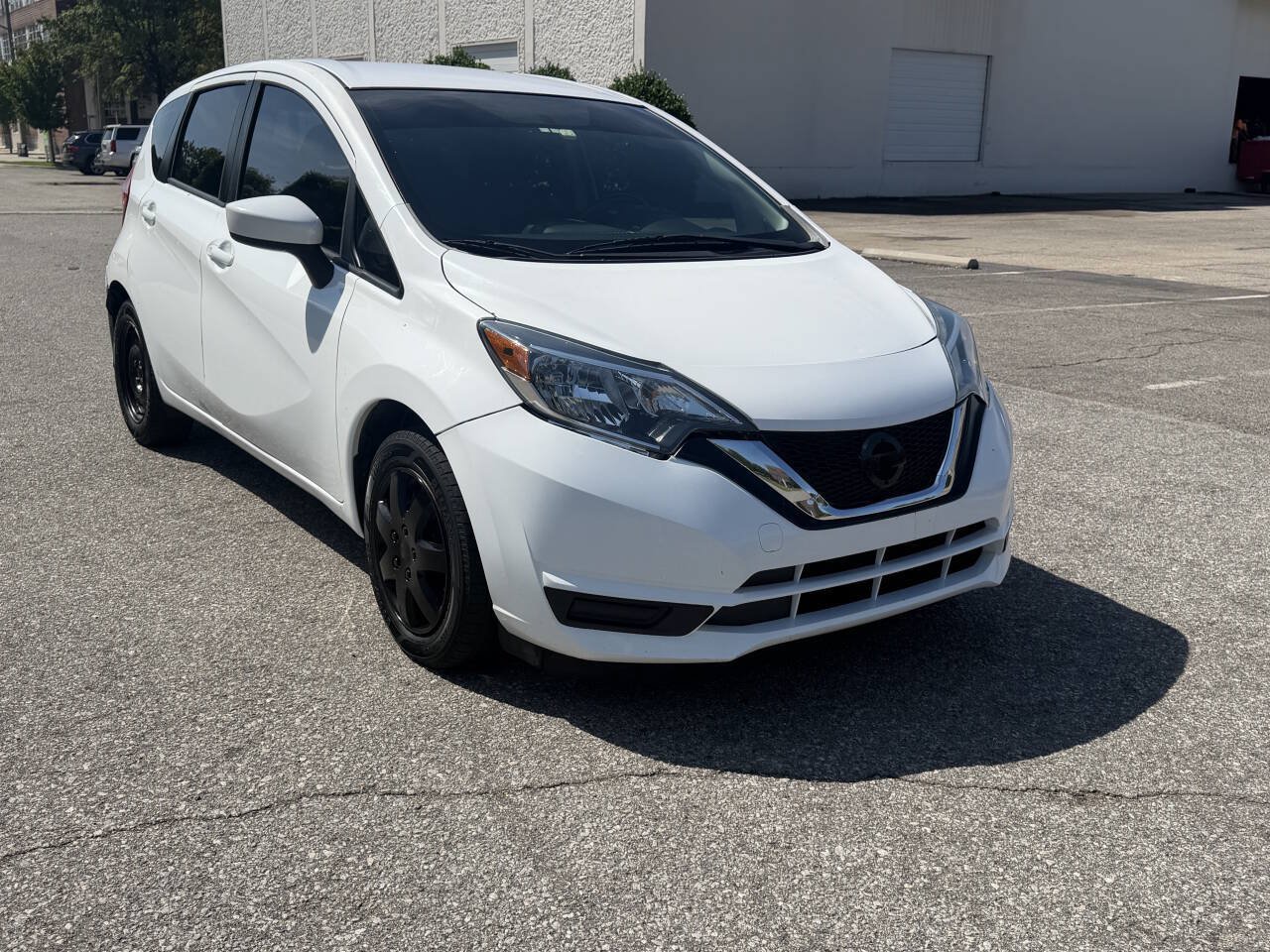 Used 2017 Nissan Versa Note SV FWD image 4