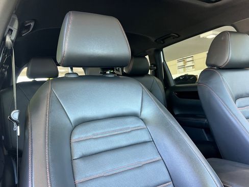 Used 2025 Honda CR-V Sport Touring image 31