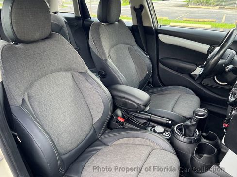 Used 2015 MINI Cooper S image 38