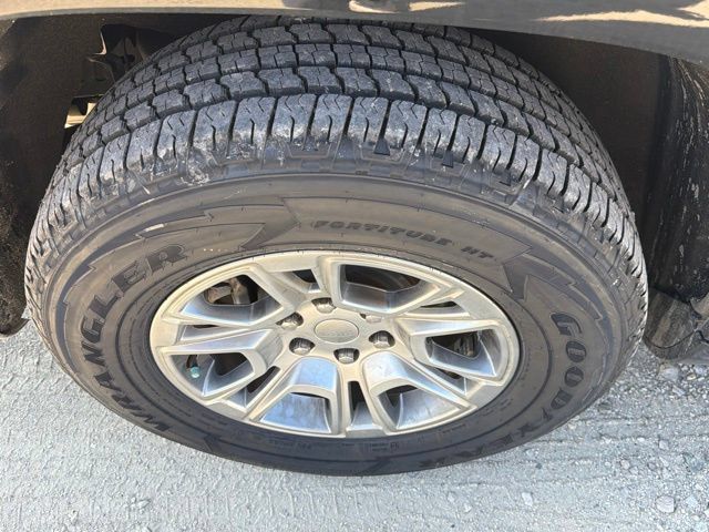 Used 2022 Jeep Wagoneer Series I AWD/4WD image 7