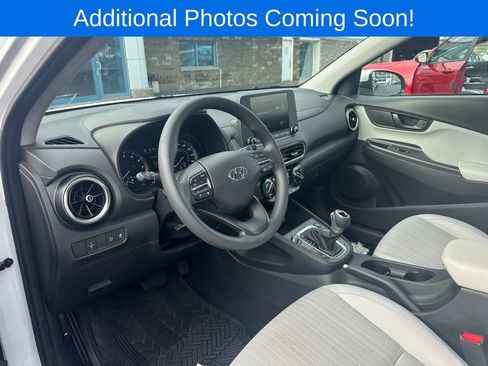 Used 2023 Hyundai Kona SEL AWD/4WD image 8