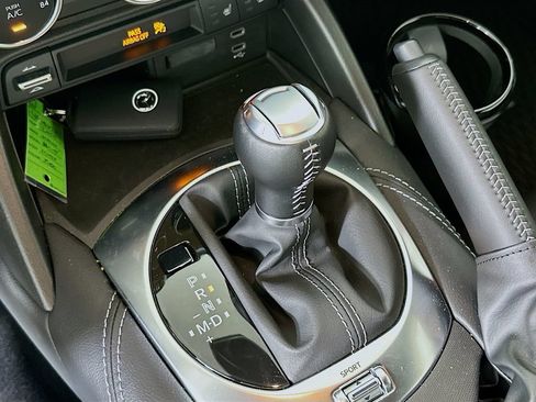 Used 2025 MAZDA MX-5 Miata RF Grand Touring w/ Weather Package RWD image 20