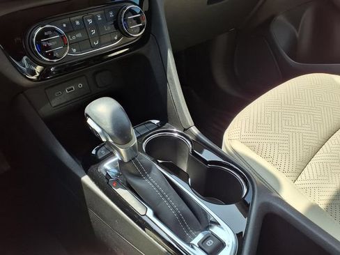 Used 2023 Buick Encore GX Essence w/ Experience Buick Package FWD image 27