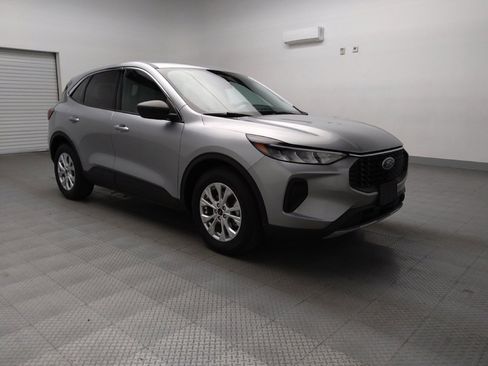 Used 2023 Ford Escape Active image 13