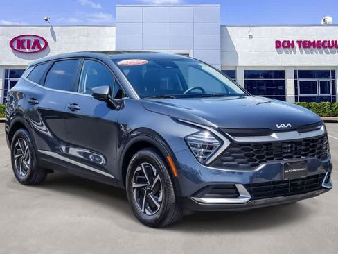 Used 2025 Kia Sportage LX FWD image 3