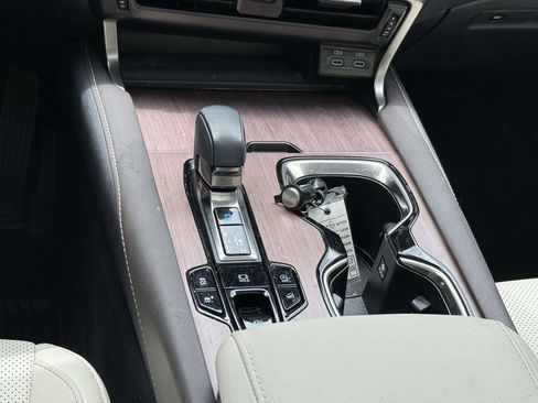 Used 2023 Lexus RX 350 Premium w/ Accessory Package AWD/4WD image 20