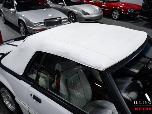 Used 1990 Ford Mustang GT image 41