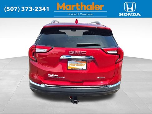 Used 2022 GMC Terrain SLT AWD/4WD image 4