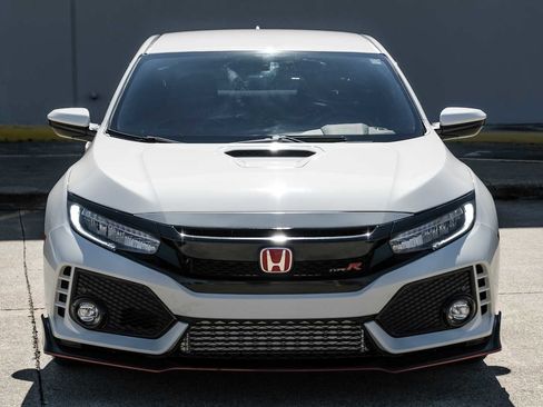 Used 2017 Honda Civic Type R image 5
