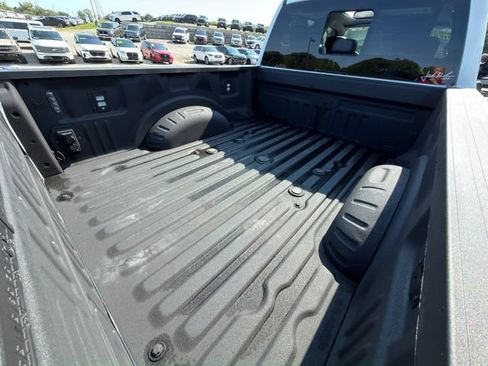 Used 2025 Ford F250 Lariat w/ Lariat Ultimate Package AWD/4WD image 18