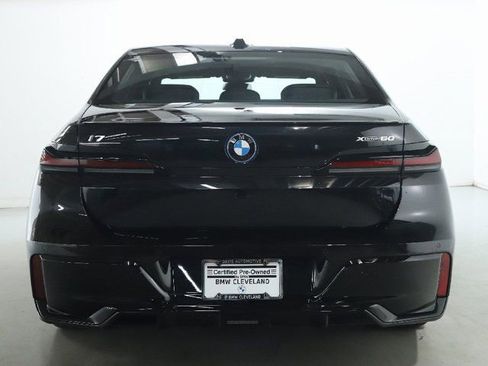 Certified 2025 BMW i7 xDrive60 image 43