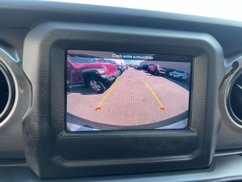 Certified 2021 Jeep Wrangler Unlimited Sport image 25