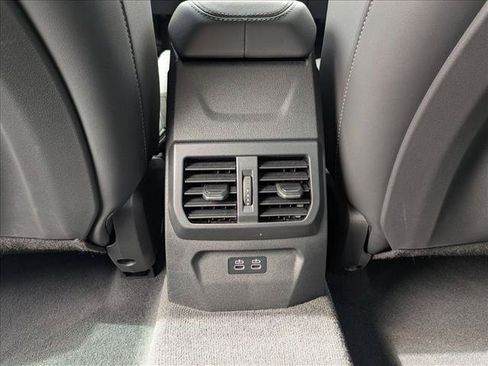 Used 2026 BMW 228i w/ Premium Package FWD image 18
