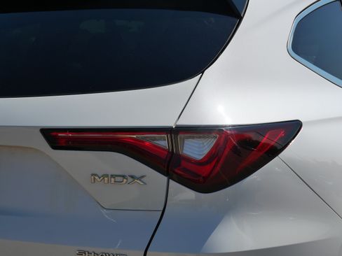 Certified 2024 Acura MDX w/ Technology Package AWD/4WD image 17