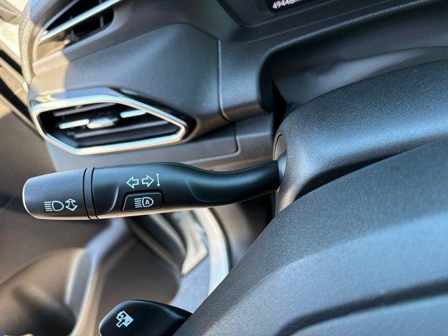 Used 2023 Chevrolet Bolt EUV LT w/ Convenience Package FWD image 24
