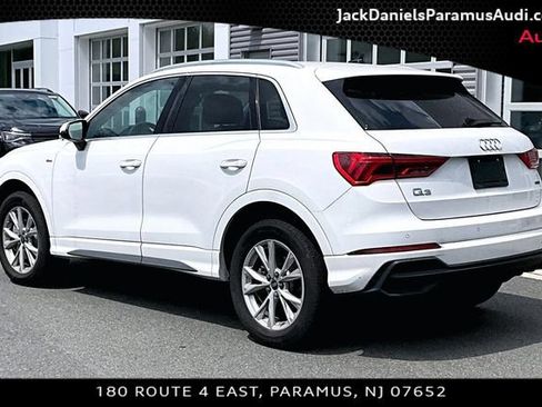 Used 2023 Audi Q3 2.0T Premium w/ Convenience Package AWD/4WD image 10