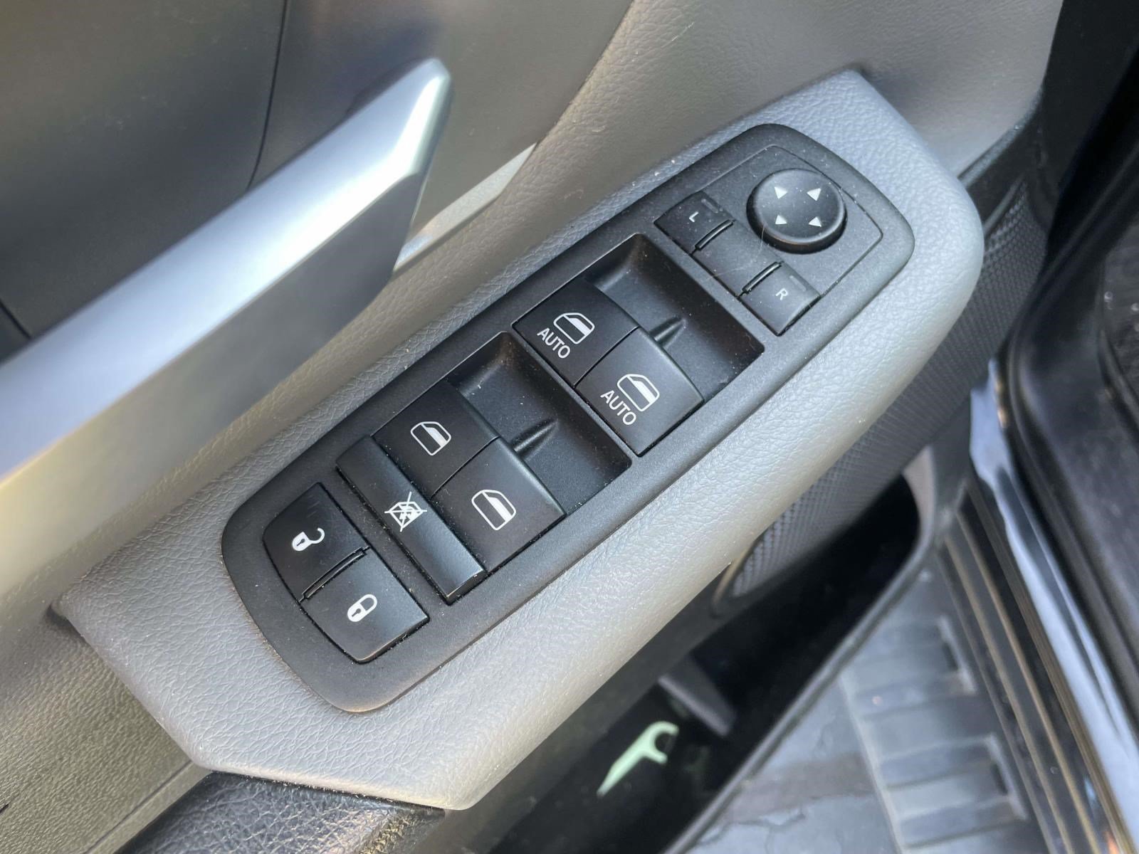 Used 2022 RAM 1500 Lone Star RWD image 16