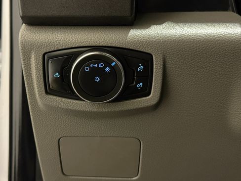 Used 2020 Ford F250 XL w/ Power Equipment Group image 29