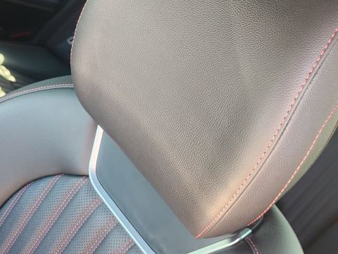 Used 2025 Genesis G70 3.3T Advanced RWD image 24