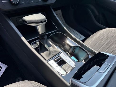 Used 2025 Hyundai Santa Cruz SE image 14