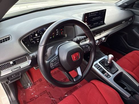 Used 2023 Honda Civic Type R image 16