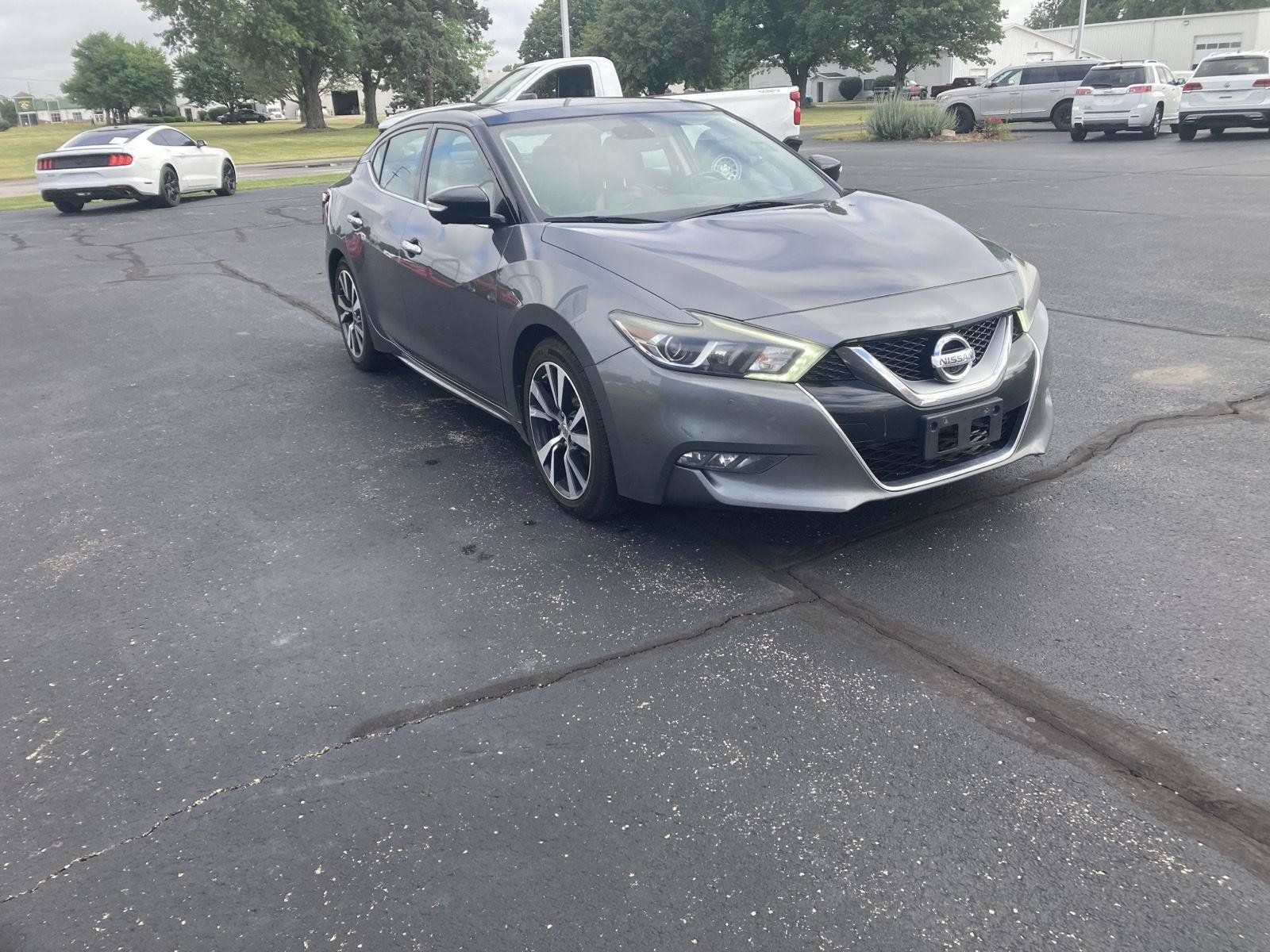 Used 2017 Nissan Maxima Platinum FWD image 3