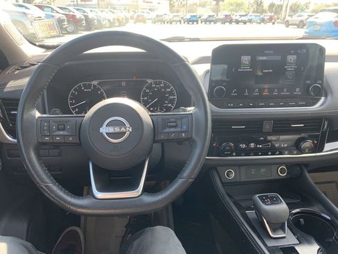 Used 2023 Nissan Rogue SL w/ SL Premium Package FWD image 20