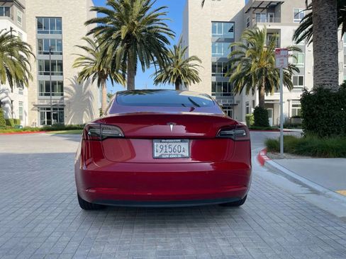 Used 2019 Tesla Model 3 Standard Range Plus image 11