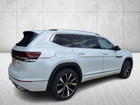 New 2026 Volkswagen Atlas SEL Premium R-Line image 5