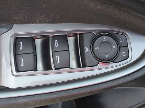 Used 2021 Chevrolet Malibu RS FWD image 14