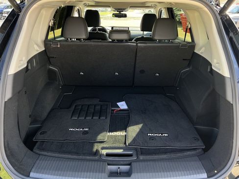 Certified 2025 Nissan Rogue Platinum AWD/4WD image 28