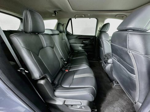 Certified 2024 Honda Pilot Touring image 30