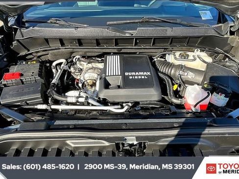 Used 2024 Chevrolet Silverado 1500 High Country w/ Technology Package image 8