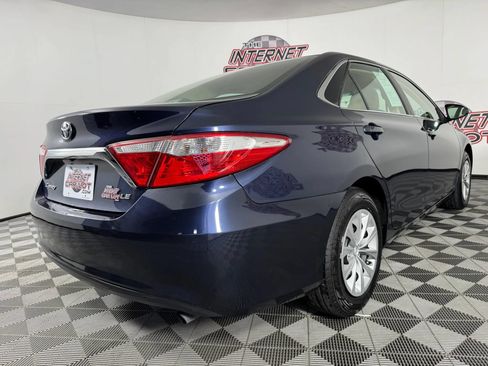 Used 2017 Toyota Camry LE FWD image 24