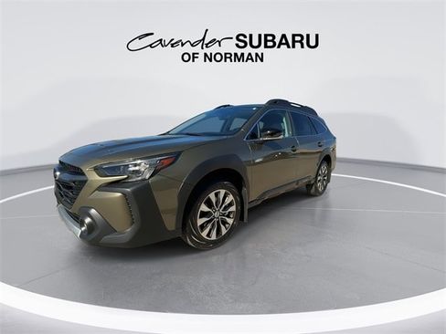 Used 2025 Subaru Outback Limited image 4